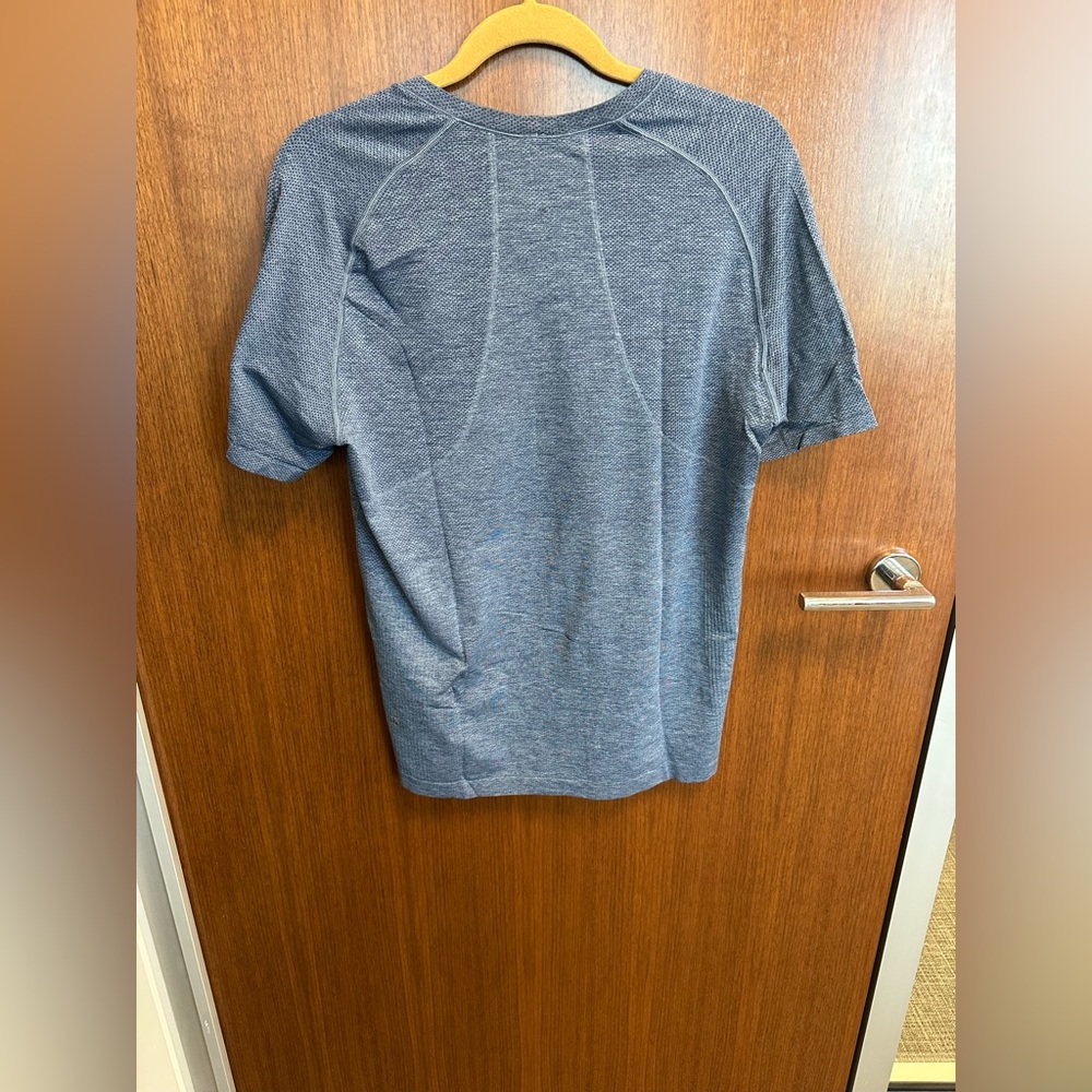 Lululemon Men’s Training Shirt